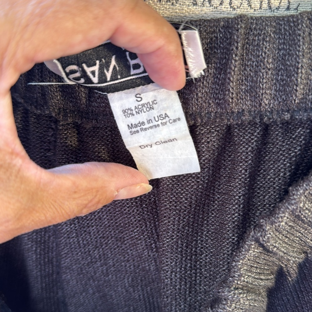 San Remo 2 piece slacks and zippered cardigan size S. Gray and light blue. - Picture 11 of 13